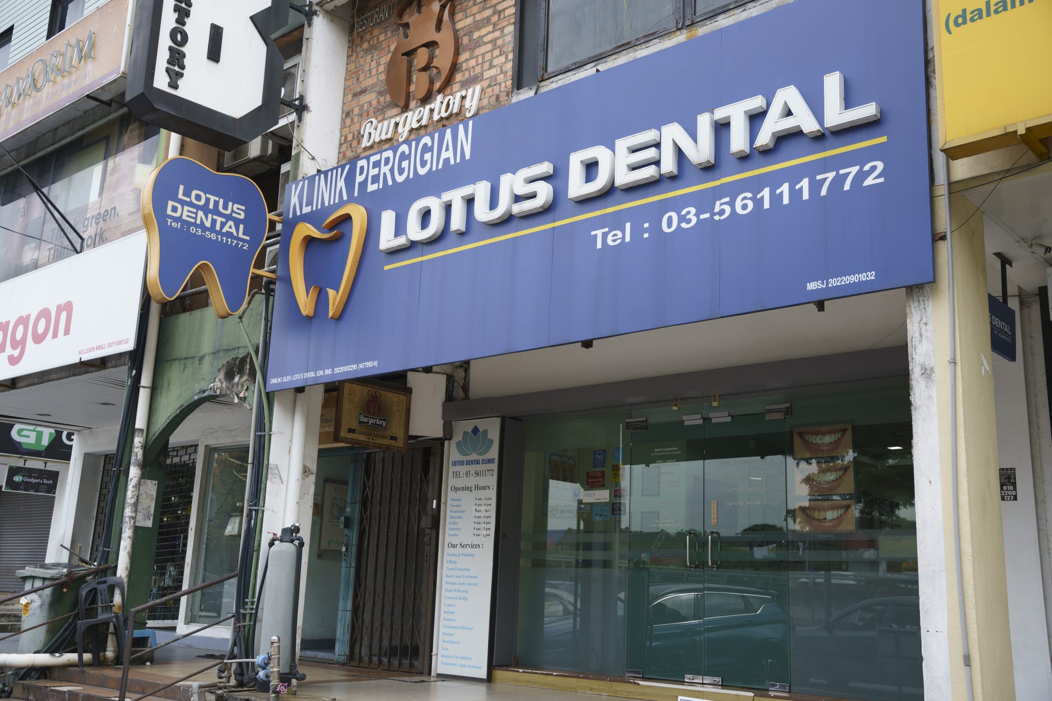Dentist in Subang Jaya Lotus Dental Clinic